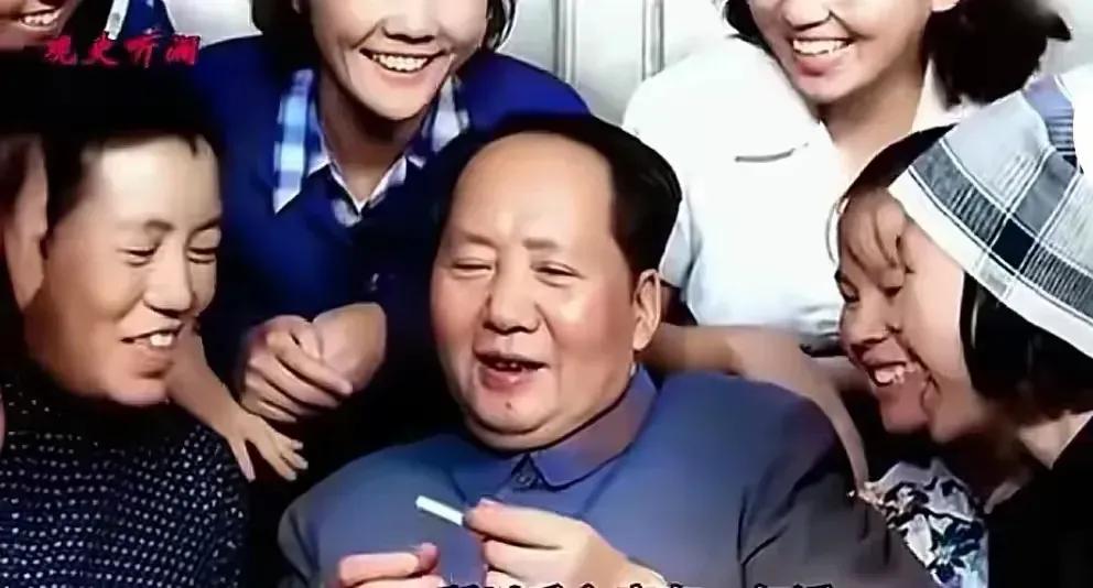 毛泽东主席的经典名言是什么？
 
“为人民服务！”简简单单五个字，却如洪钟大吕，