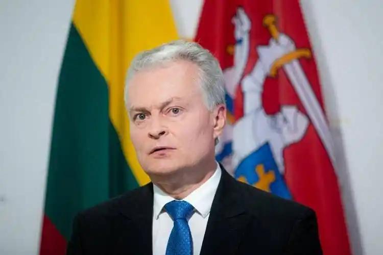 [月亮]眼看大陆不接招，立陶宛又盯上台当局，要求赶快打钱。


曾几何时，这个波