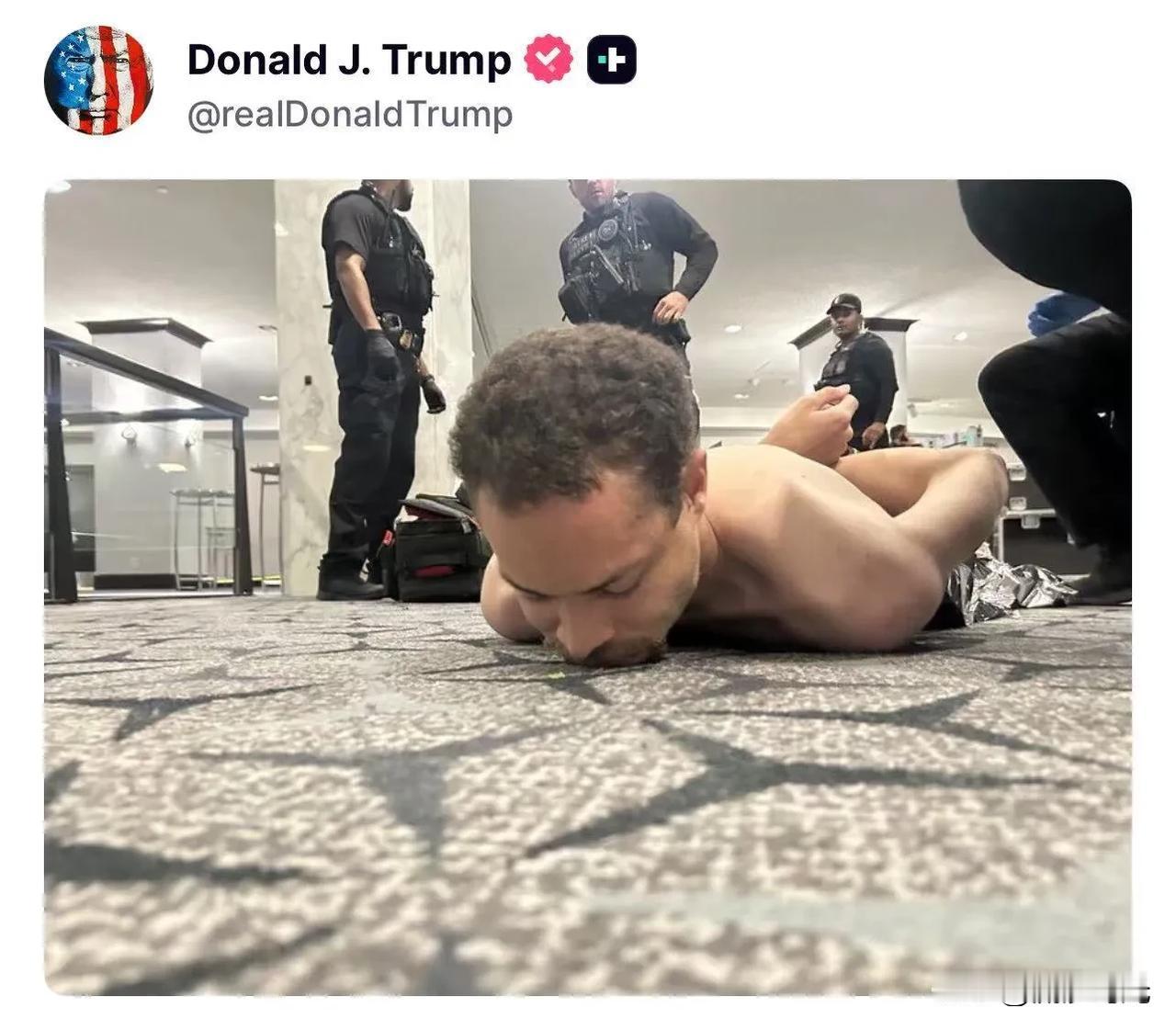 重磅消息:特朗普总统刚刚在TruthSocial上发布了这个刺客的照片，31岁的