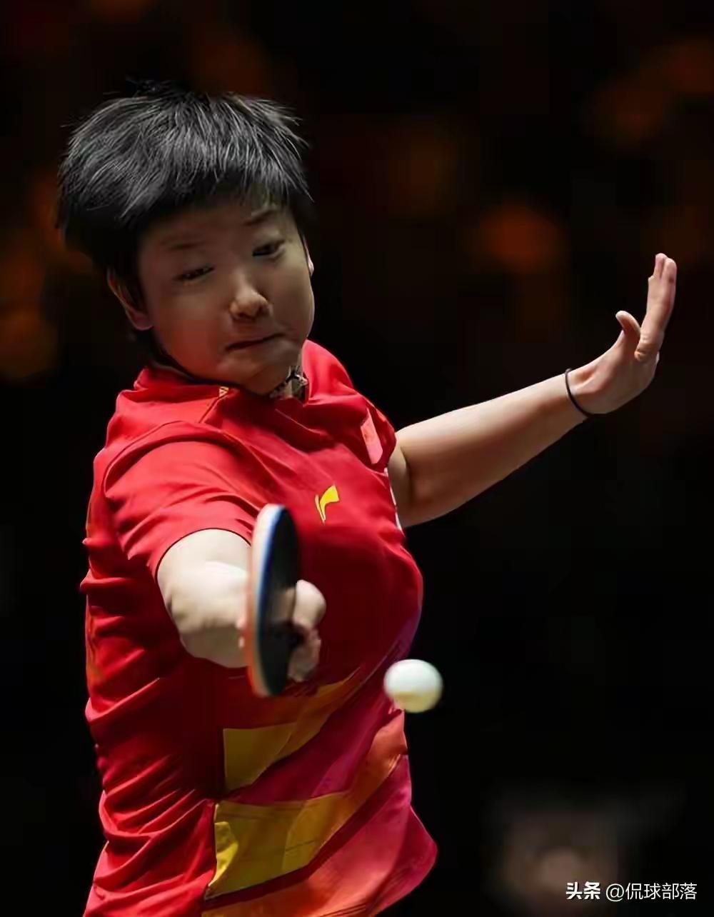 我们中规中矩的分析，王艺迪和孙颖莎的乒乓球技战术临场发挥应变能力技高一筹出类拔萃