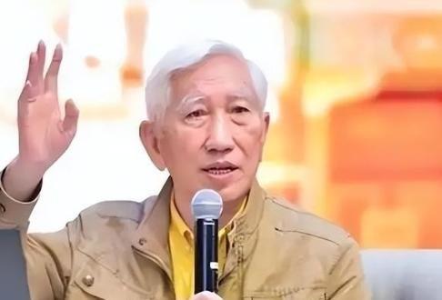 清华大学教授一语道破：搞无人驾驶汽车、无人酒店、饭店机器人都不奇怪，但现在的智能