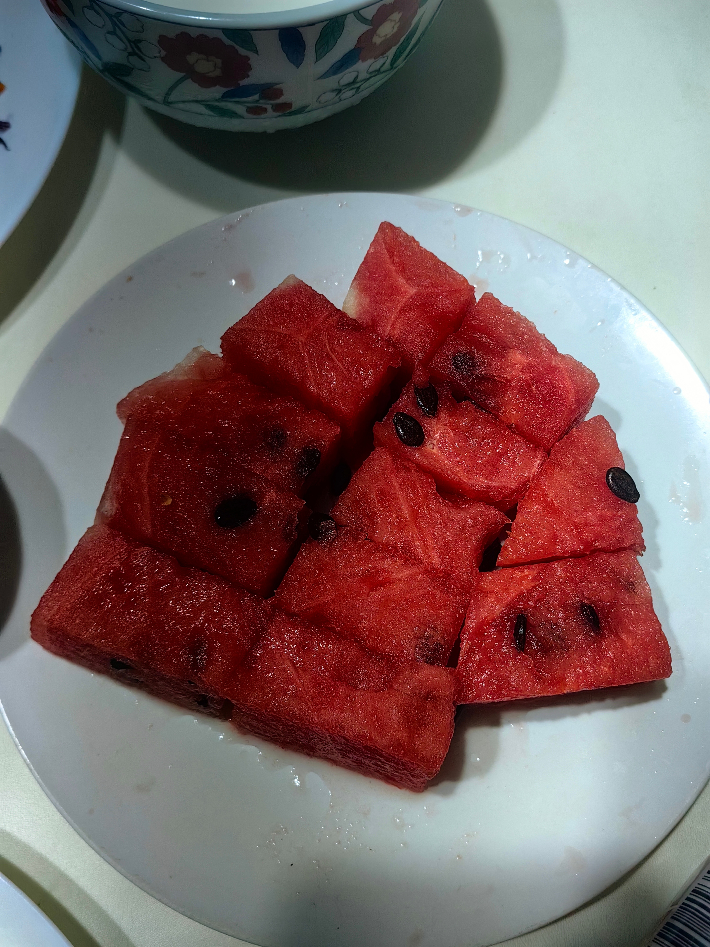还没来得及去逛文星镇蔬菜一条街，早餐蔬菜都是在盒马鲜生买的，胡萝卜2.89元/4