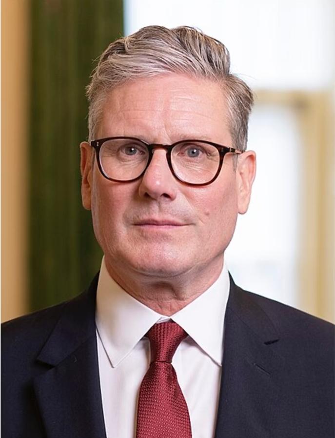 就在刚刚
英国斯塔默承认了！

9月21日，英国首相斯塔默正式宣布承认巴勒斯坦国