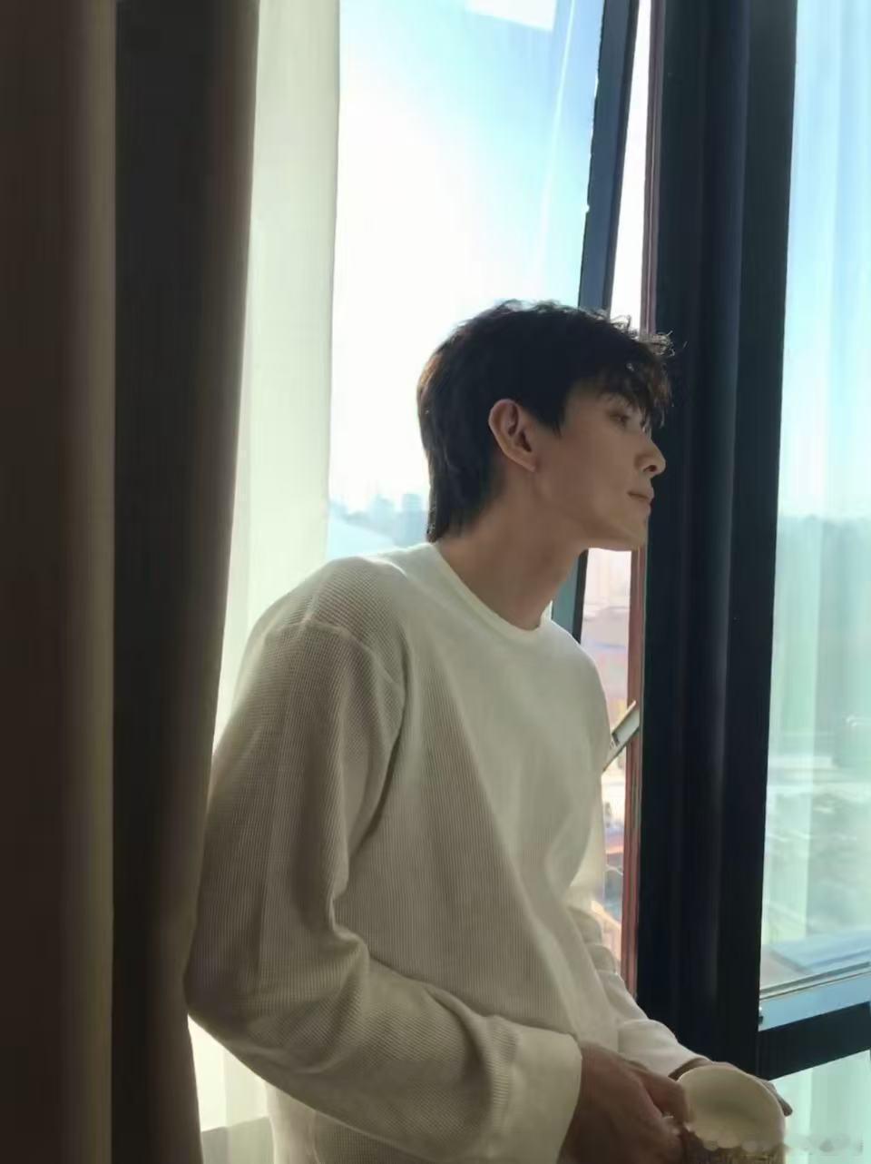 画梦录阵容官宣林柏叡民国破碎感 他的眼神真的很有戏，温柔里藏着挣扎，贵气中带着易