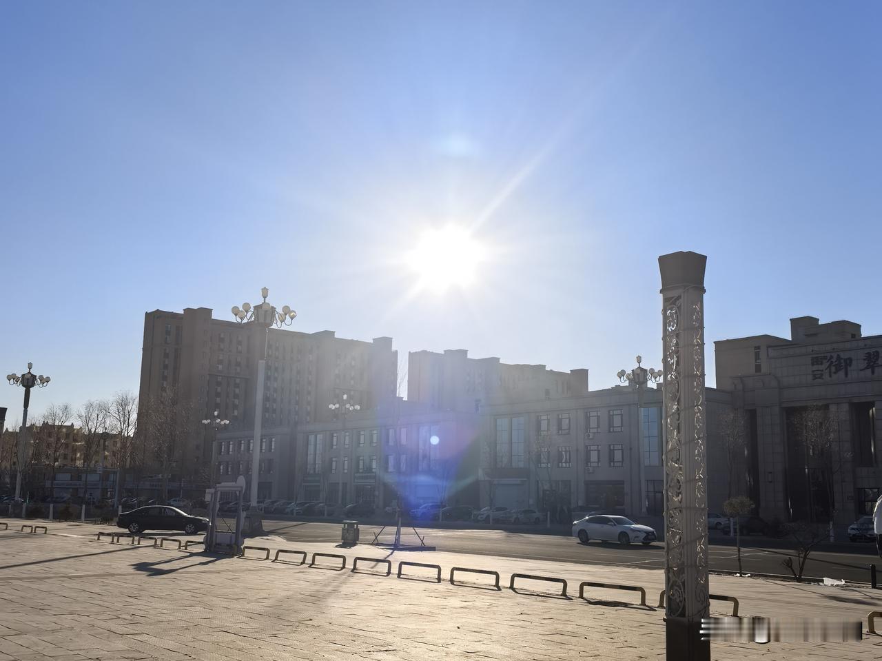 我已经50岁了，当别人和我的意见不一致，我终于学会了闭嘴。

改变别人的观点又怎