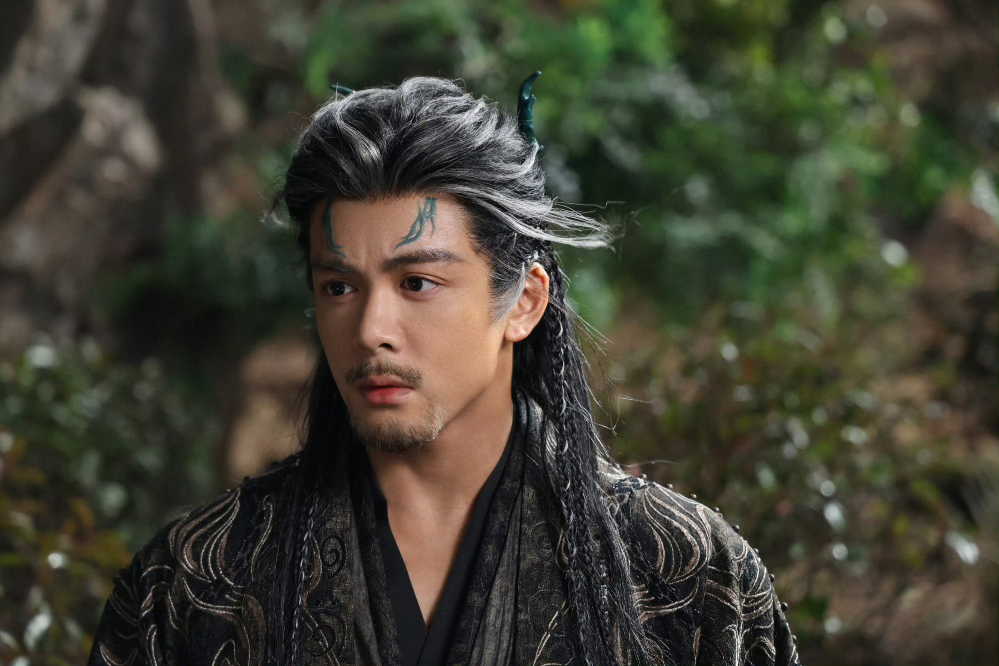 曾舜晞这一段虐的我想哭曾舜晞开始虐我了被曾舜晞这段戏狠狠戳中泪点！雪地浴血、自断