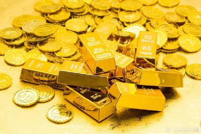 【 金价创新高关键还是特朗普 】周四欧美交易时段，伦敦现货黄金和纽约黄金期货的价