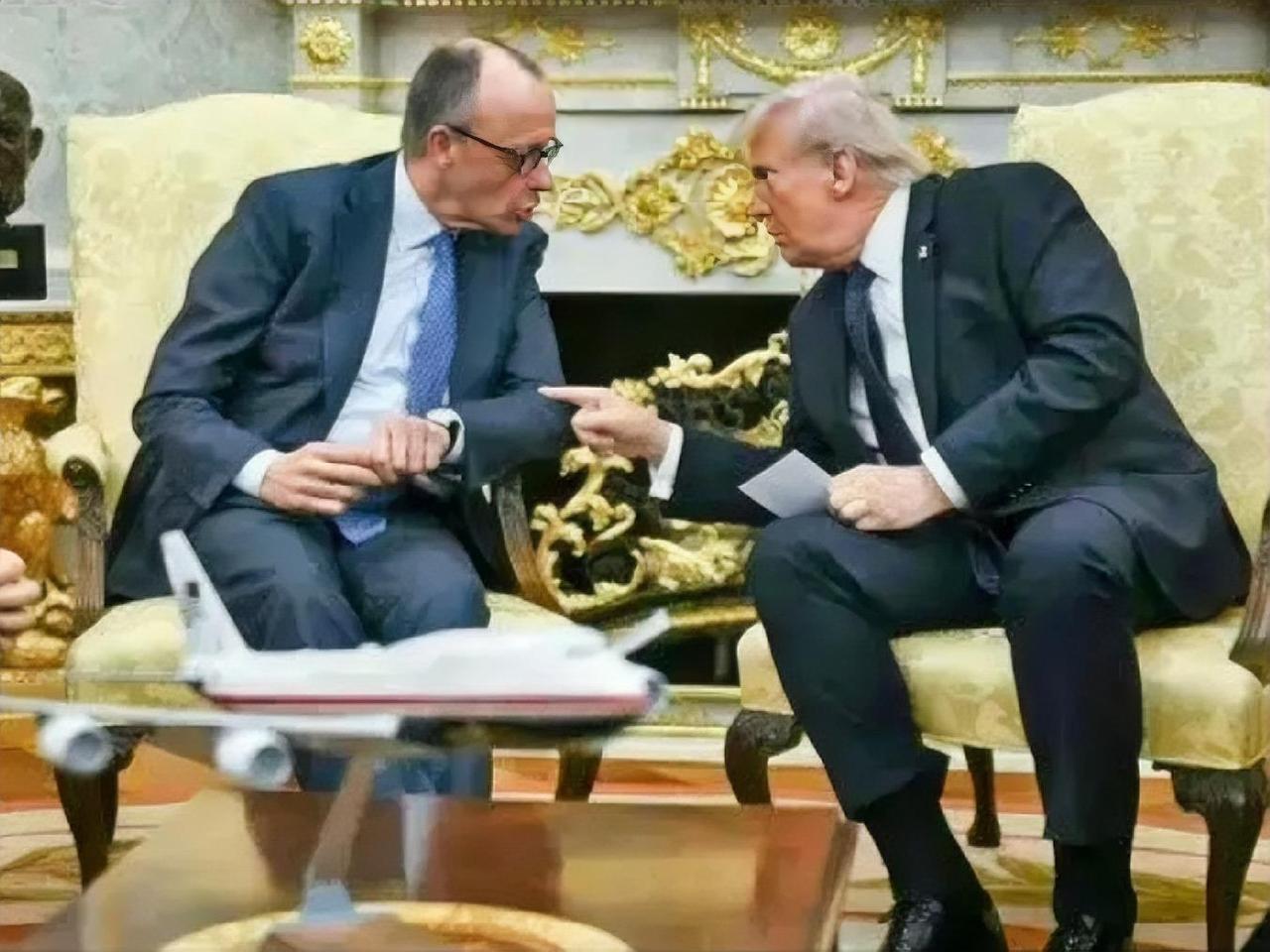 德国总理默茨近日在社交媒体上发布了一张与美国总统特朗普在白宫会晤的照片，并配文称