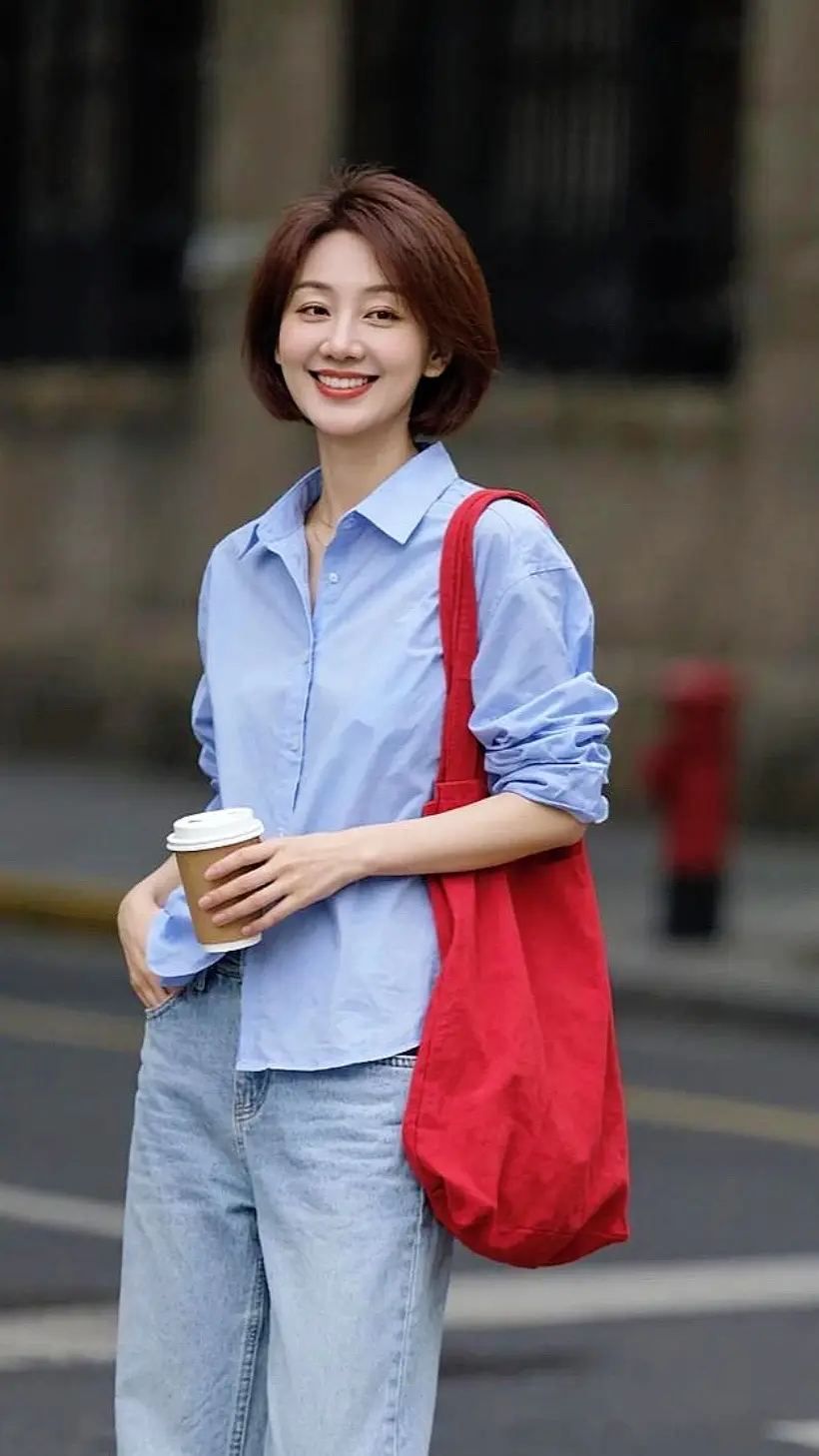 AI都市生活照 ai创作 广告分成玩法达人伙伴计划