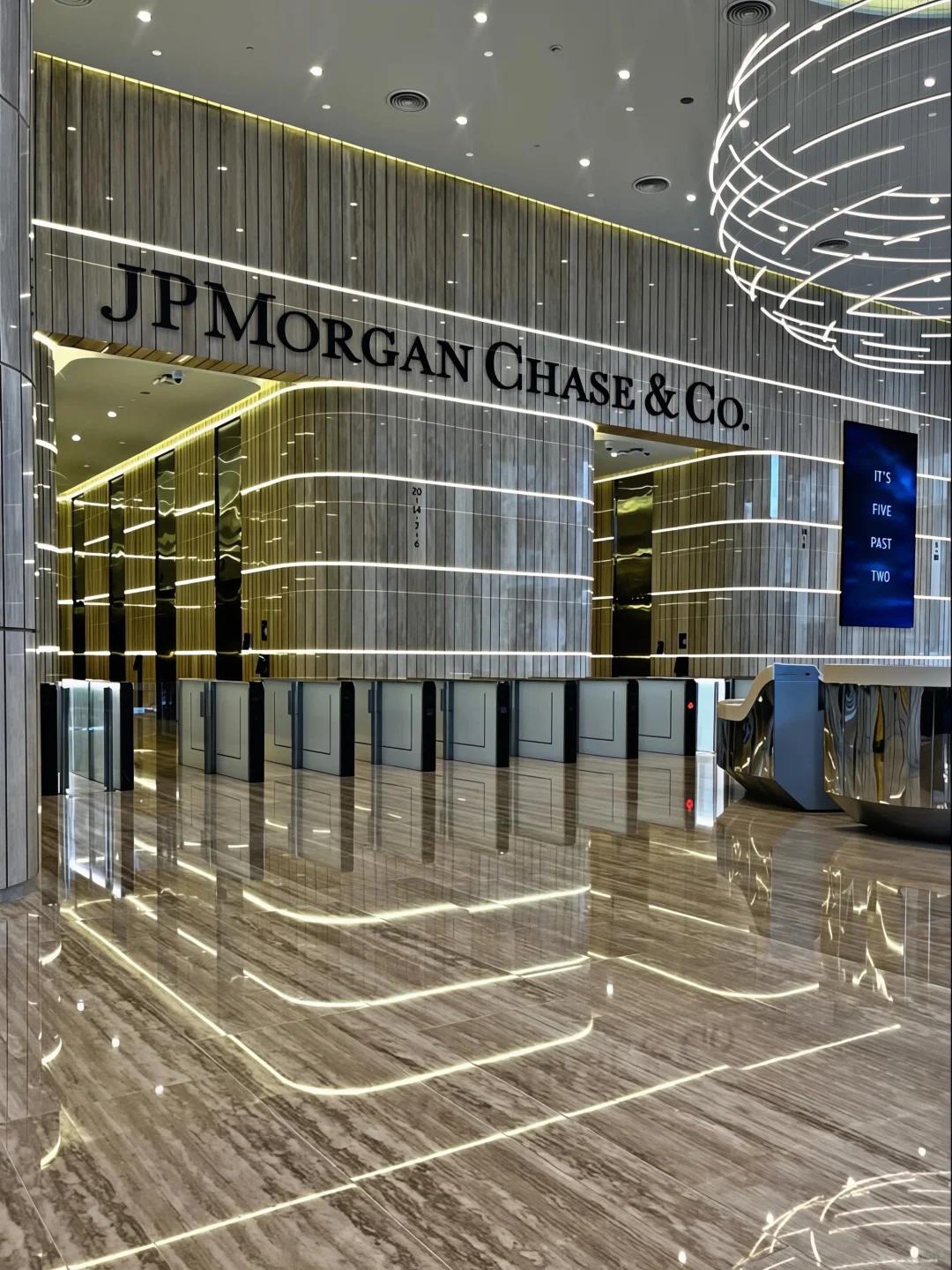 投行是富二代浓度最高的地方

图1 是摩根大通（JPMorgan Chase &