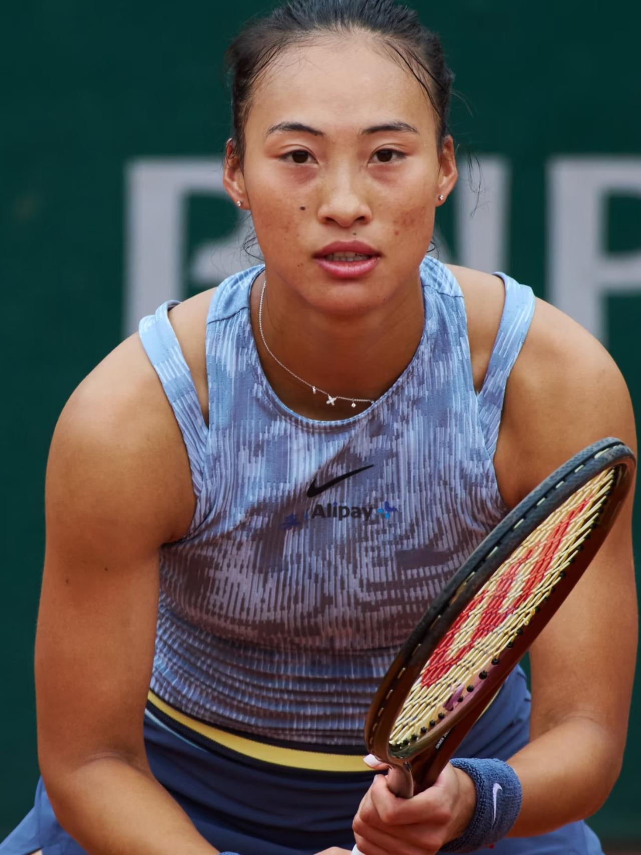 郑钦文取关里巴是要换教练了吗郑钦文已取关合作近5年的教练里巴，基本确定换教练。里