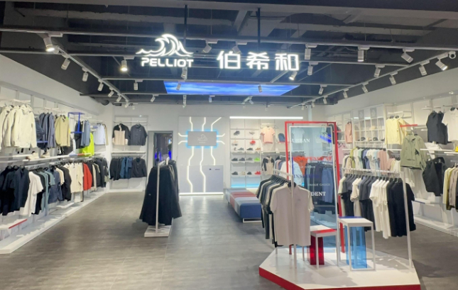 现在很多人都低估了10000块的购买力，大家好像对一万块失去了概念。有些说，不就