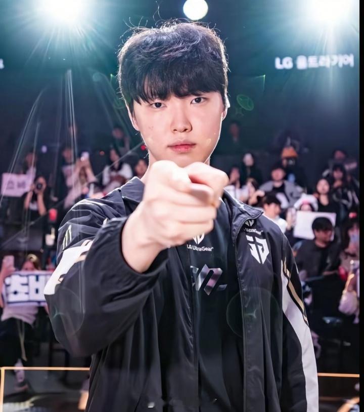 Chovy又同意了！？8884844创始人Chovy四局毫无作用再次止步四强GE