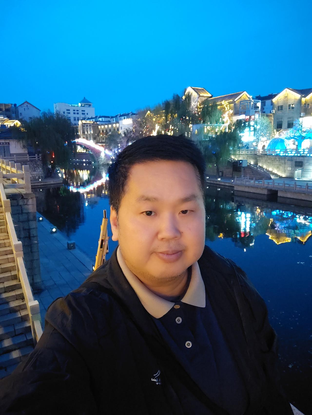 今天在美丽的济宁拍了一张。