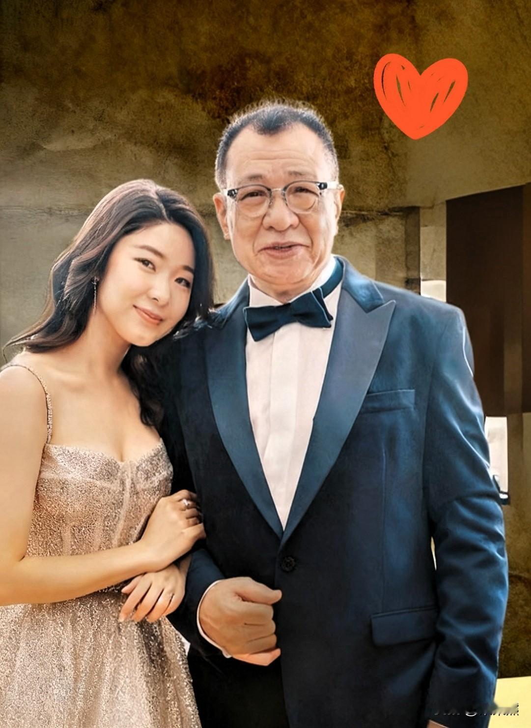 许绍雄去世了
他最放心不下的
不是他的老婆龙嬿，也不是他的继子，而是他的女儿许惠