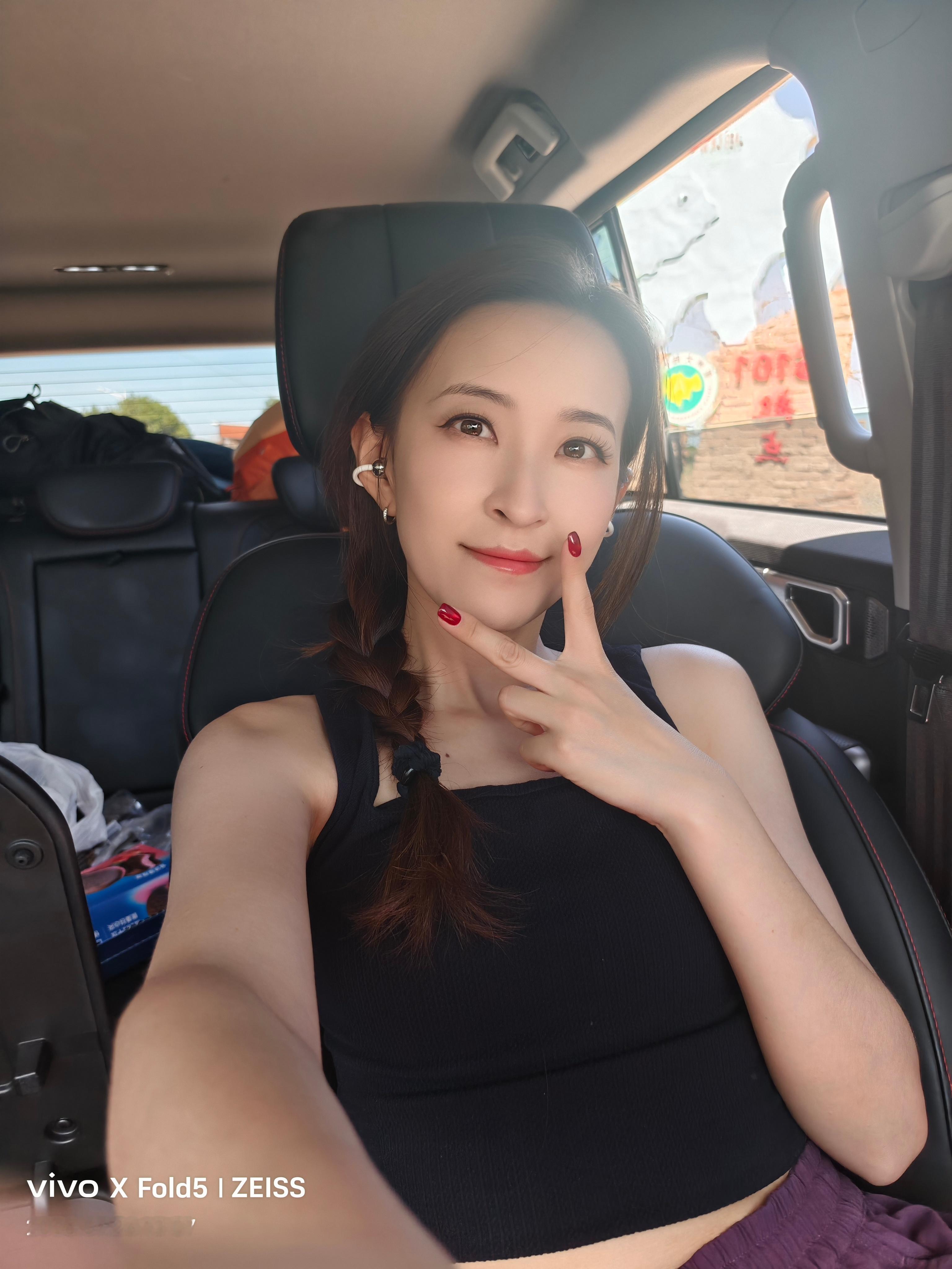 也不知道胖子是啥体质，一起出来玩那么多次了，每次碰见一个冷门没人又不错的地儿可以