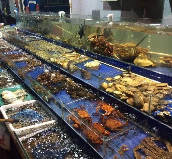 还有没有契约精神！浙江义乌，一位老板投入1000多万元租下2300多平方米商铺开