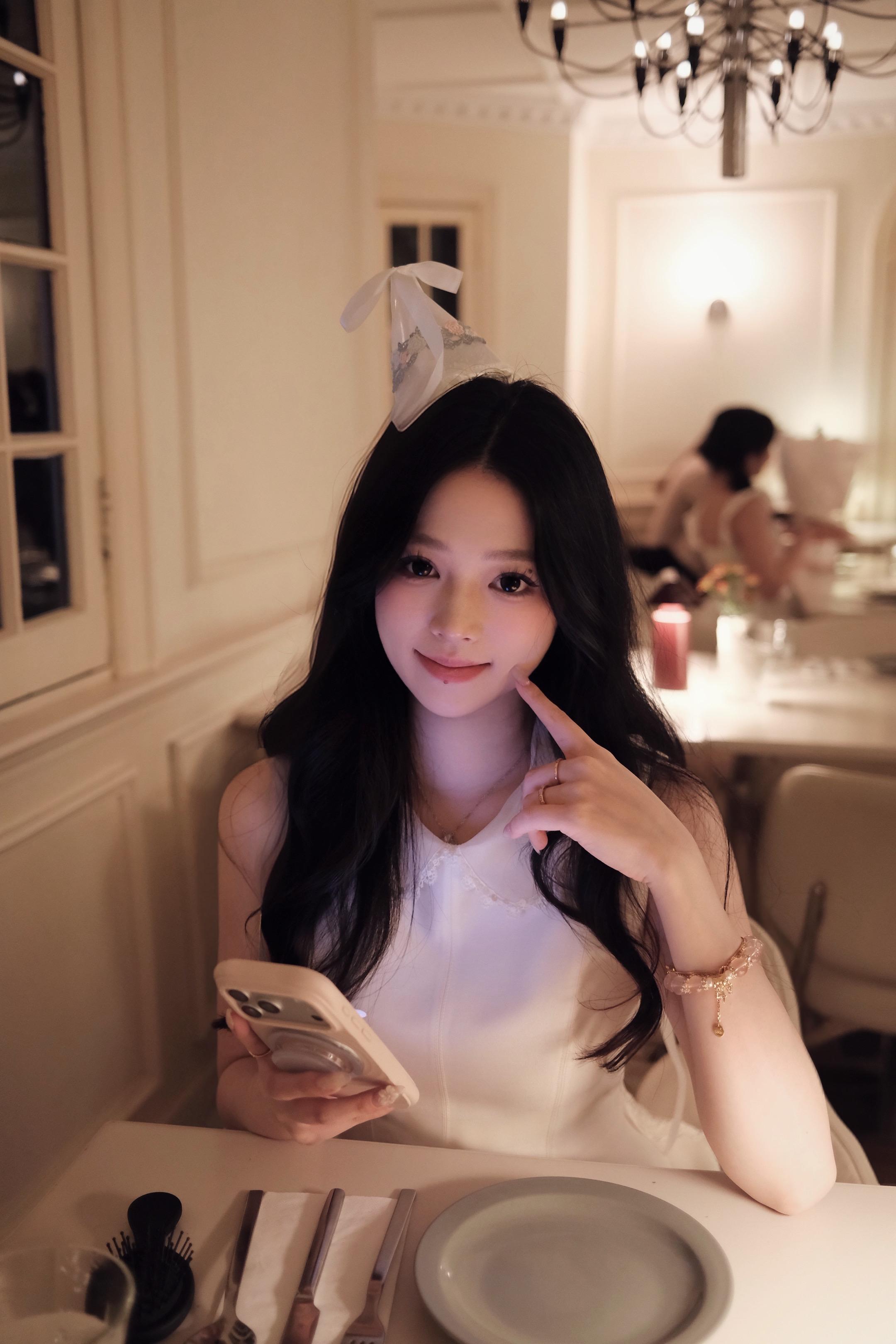 我出生在了拥抱的季节 幸福会像雪花安稳靠在肩膀上