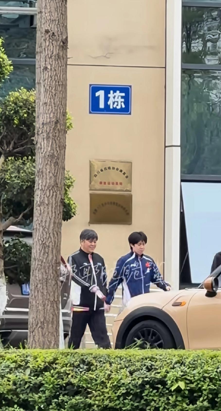 成都封训路透！王楚钦备战状态拉满
 
 刷到王楚钦在成都封训的最新画面啦！
能看