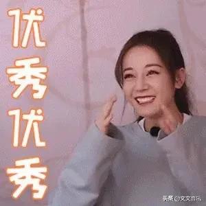这画面真的太美了！创意十足，阳光潇洒，景色宜人。歌声也非常有味道，配上这个画面简