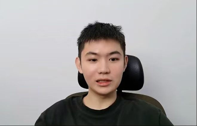 九尾又剪寸头九尾美式前刺 啊啊啊新发型 咋这萌 