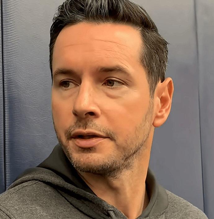 赛季初，雷迪克设定的三大目标：

冠军习惯：训练、饮食、休息的高标准自律；

冠