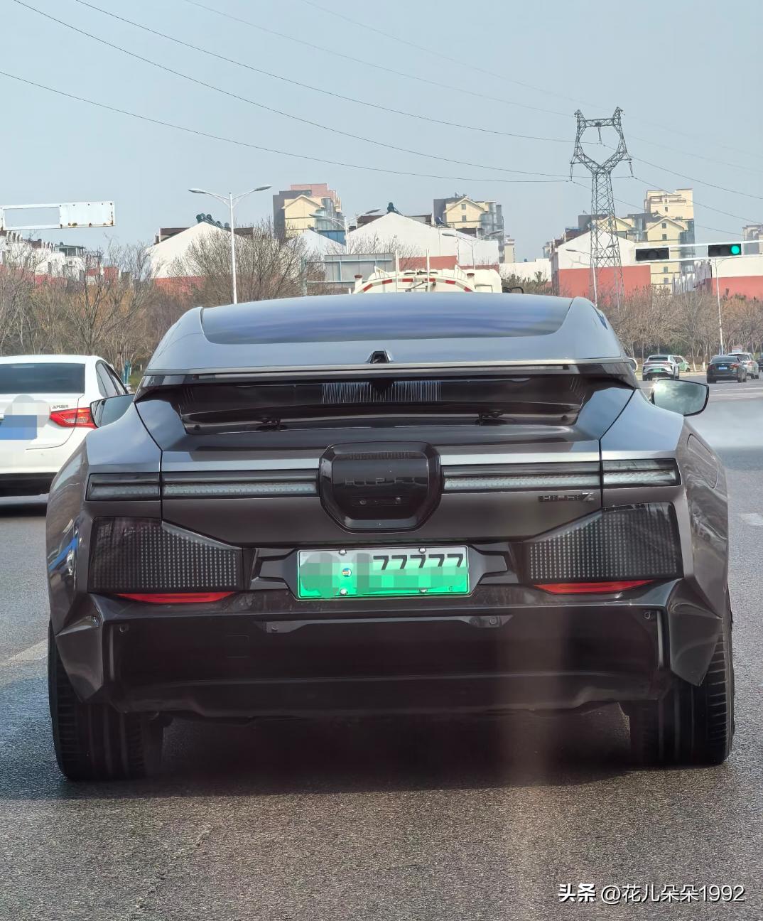 为什么老司机高速上不敢开到132码？
不是不敢，是真心劝你慢一点！⏰
1️⃣ 省