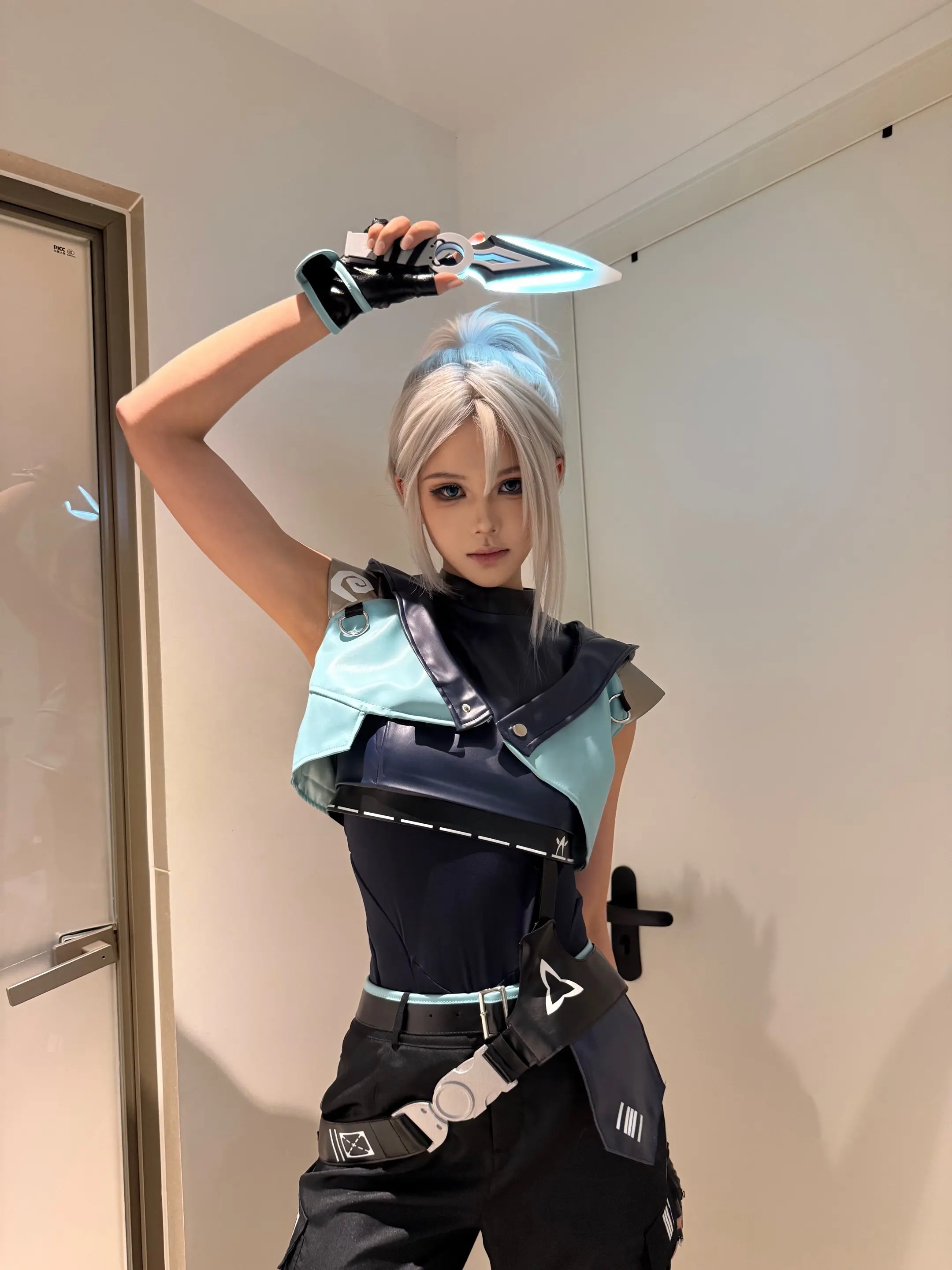 别挡我的路！ （谁能帮我p成棒棒棒棒表情包hhh