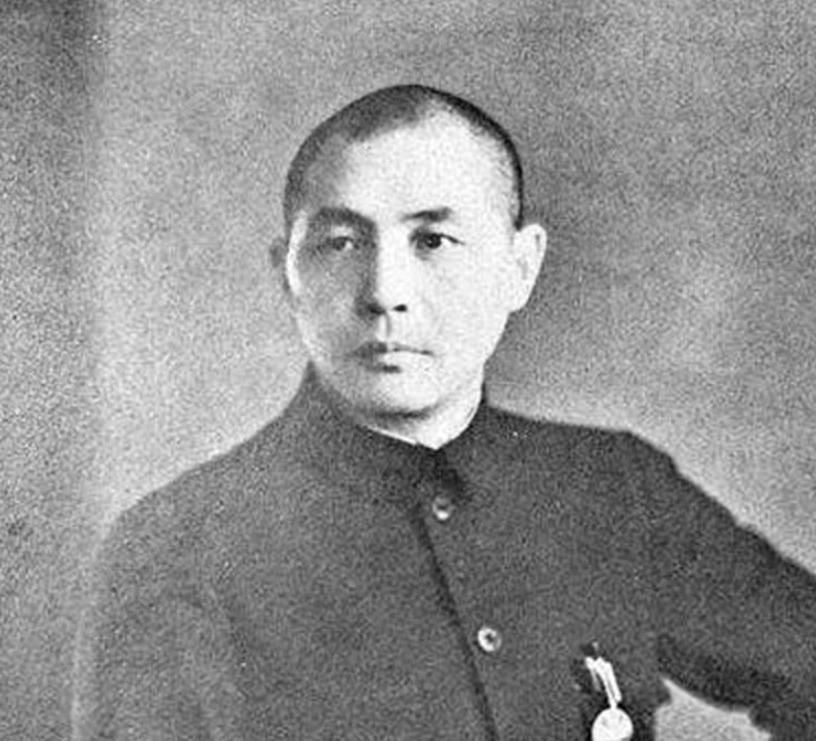 杨伯涛回忆录揭示土木系真正内幕，黄维不满发声：他根本没有担任过十八军军长吗？
1