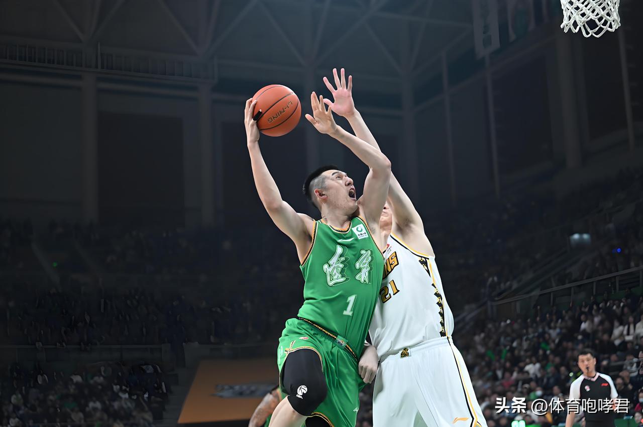 辽宁男篮或提出申诉！
对阵南京队的比赛，裁判又一次出现大失水准的误判。本来应该由