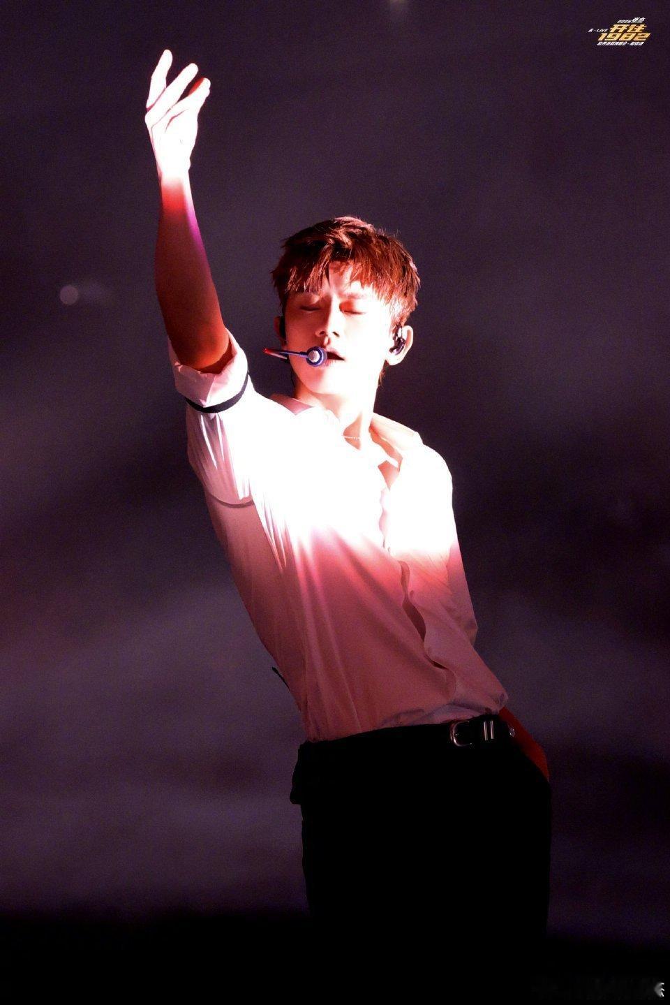 张杰张杰期待今年我们的鸟巢大合唱 张杰未live巡回演唱会《一个人的远方》一响，