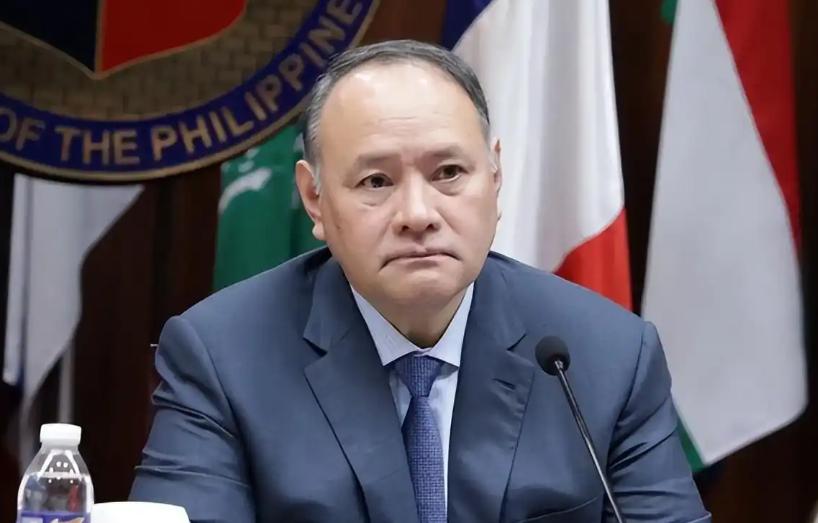 菲防长特奥多罗再次放出狂言，称，如果中国将刻意坐滩在仁爱礁上的菲律宾旧军舰马德雷
