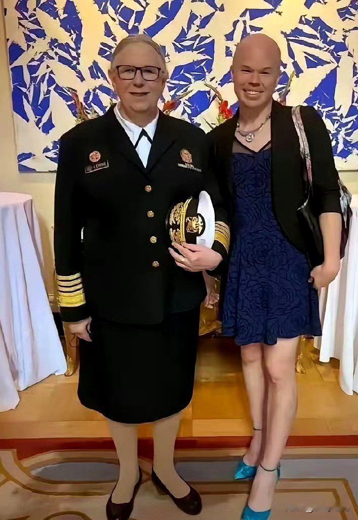 9月底特朗普与美国国防部长赫格塞思大张旗鼓地开完军队整风大会后，那些拜登时期的军
