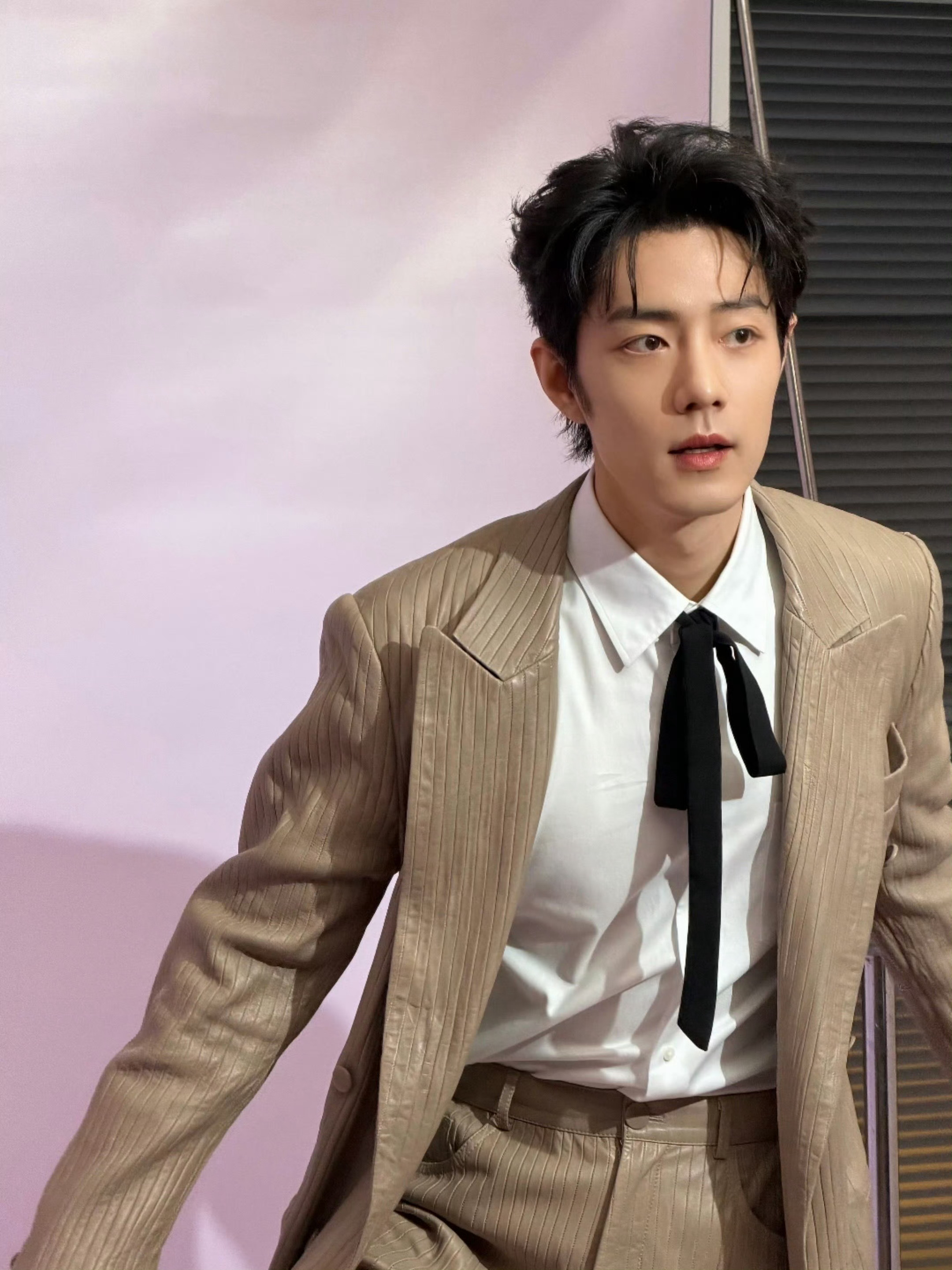 肖战SMG史上最年轻的视帝肖战凭藏海传获年度卓越品质之星 肖战电视剧品质盛典凭借