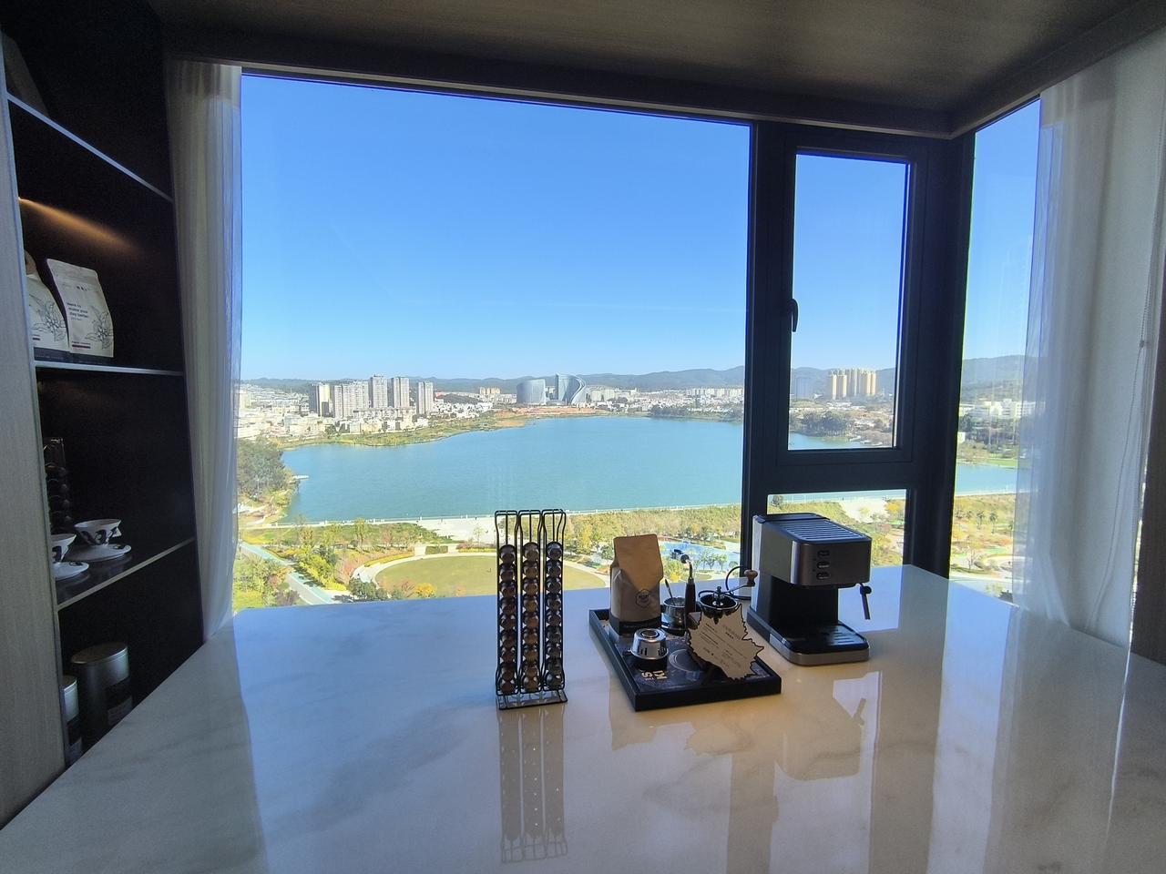 大华公园天下的明通小学和保利城的云大附中星耀喻昭小学哪个更强？
明通小学本部在昆