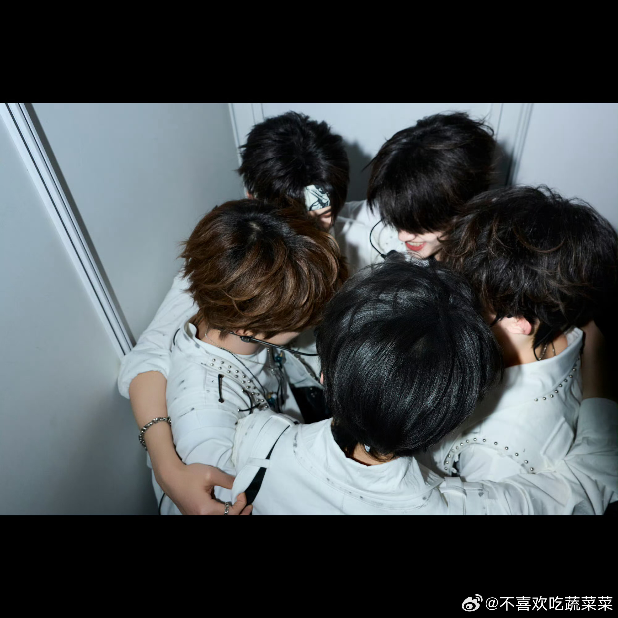 我登现在是不是团魂炸裂？！