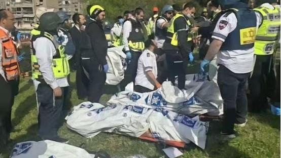 我就想问一下。那些在中国被中国的土地养了上千年的犹太人。他们一意孤行的要回到以色