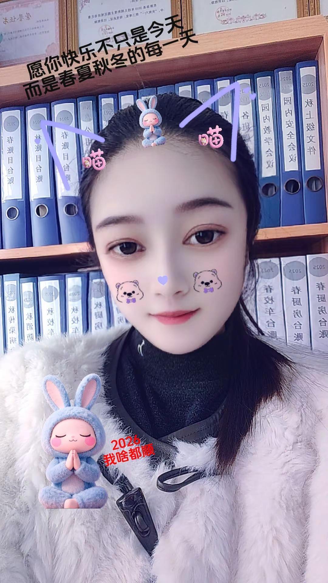 今天穿毛衣的是不是只有我😂😂😂😂😂