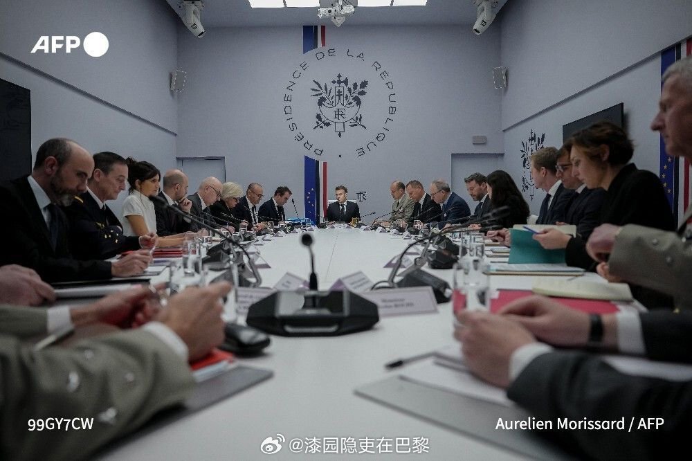 海外新鲜事 法新社消息，德国、法国和英国的领导人表示，他们已准备采取‘相称的防御