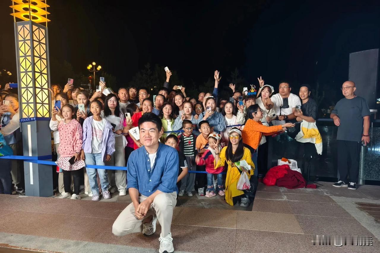 黑董宇辉的还是都歇歇吧，

你们越黑，丈母娘下单越猛，

想想小作文事件时，

