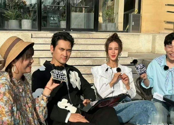 看来不管是普通人还是女明星都不能太瘦，不然吓人…… 