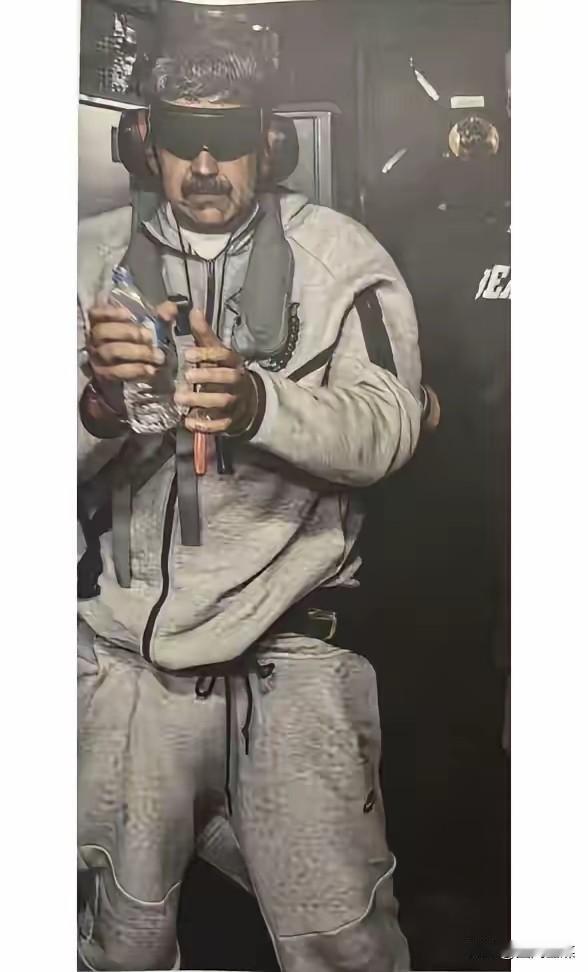 当地时间2026年1月3日，美军特种部队悍然跨境突袭委内瑞拉，抓捕总统马杜罗及其