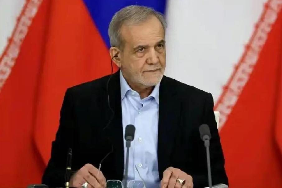 2月19日，伊朗总统佩泽什基安表示:“中国本应现在就提供大量资金援助的，然而，这