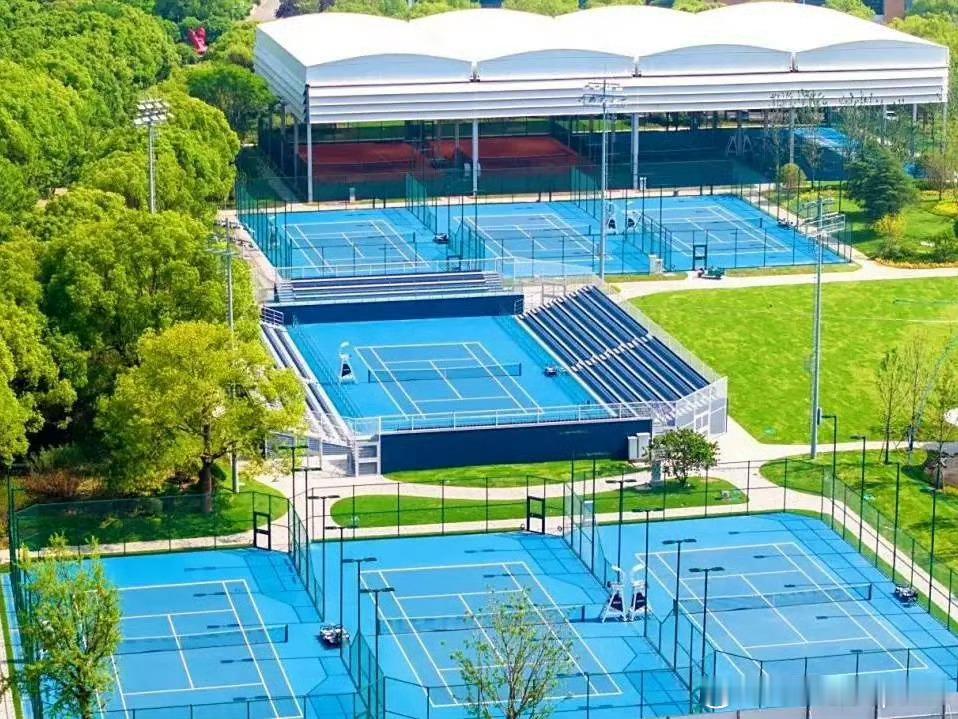 苏州WTA125女双第二轮🇨🇳李宗钰/🇨🇳叶秋语6-7(5)/4-6 ?