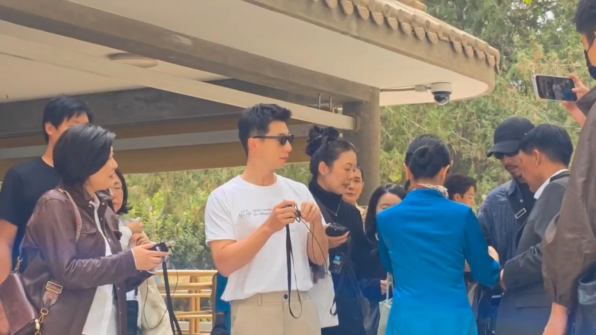 哥们每个part手持这块，谁不好奇最后成品的[doge]云台都没有的工作室，能搓