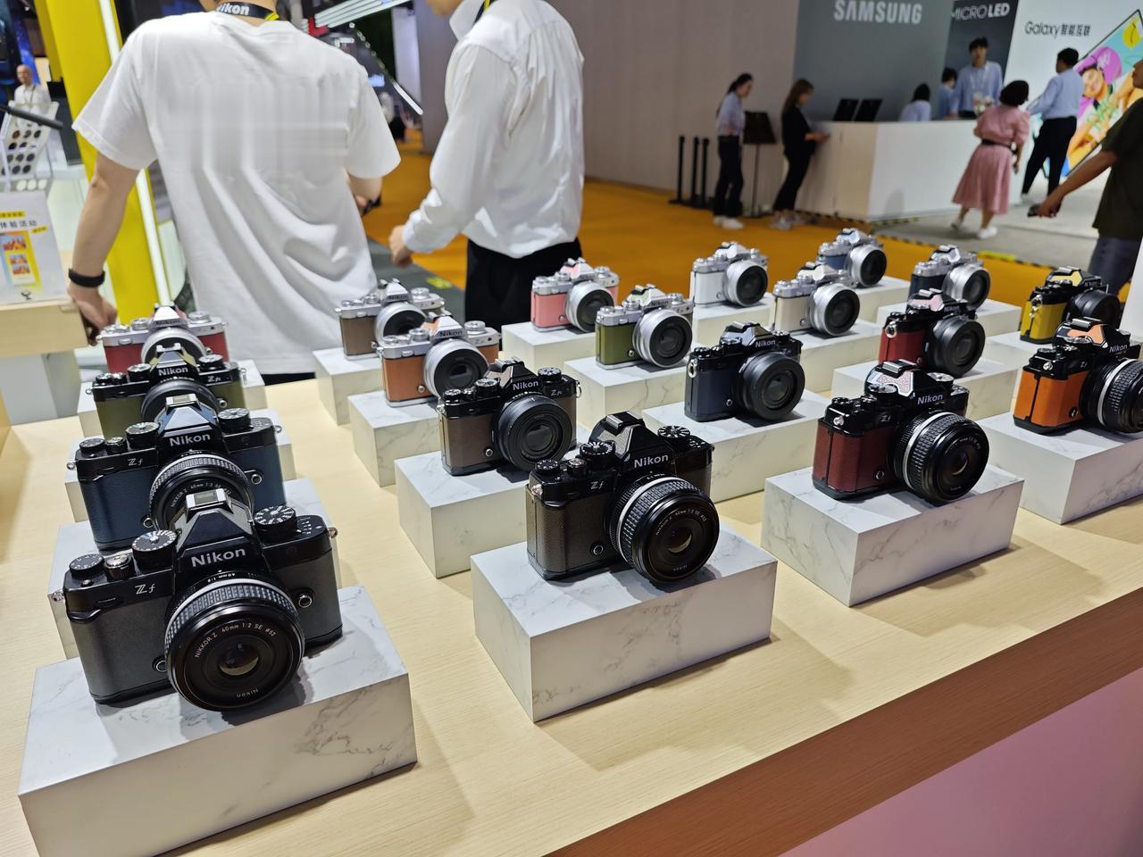 尼康展台的各种“毒物”