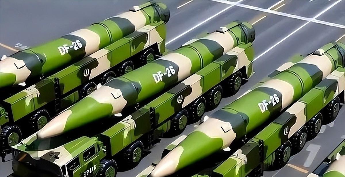 作为在国际军迷圈混了十多年的老家伙，看到英国这“日不落”还想同时跟中俄两个大块头