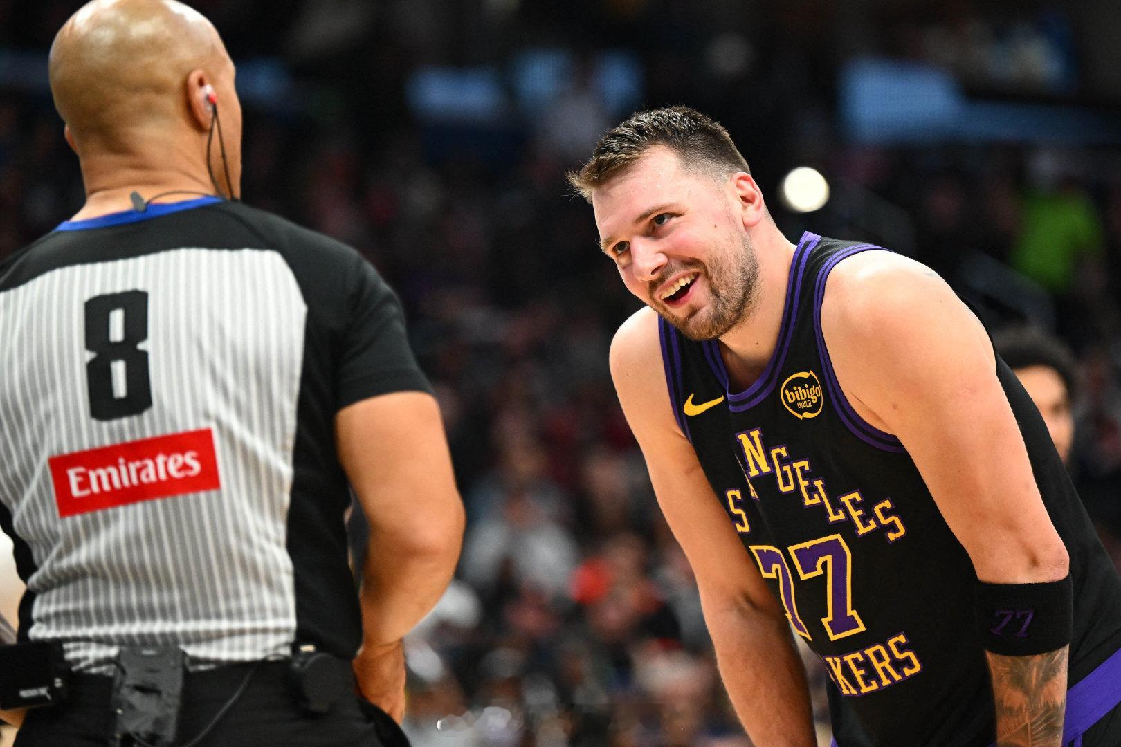 湖人vs奇才 比赛图集 3洛杉矶湖人  cr：勒布朗图汇 