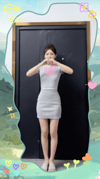 #赵露思灰色紧身裙跳舞好甜# 灰色紧身裙的造型实在是太美丽了~好喜欢这样的赵露思