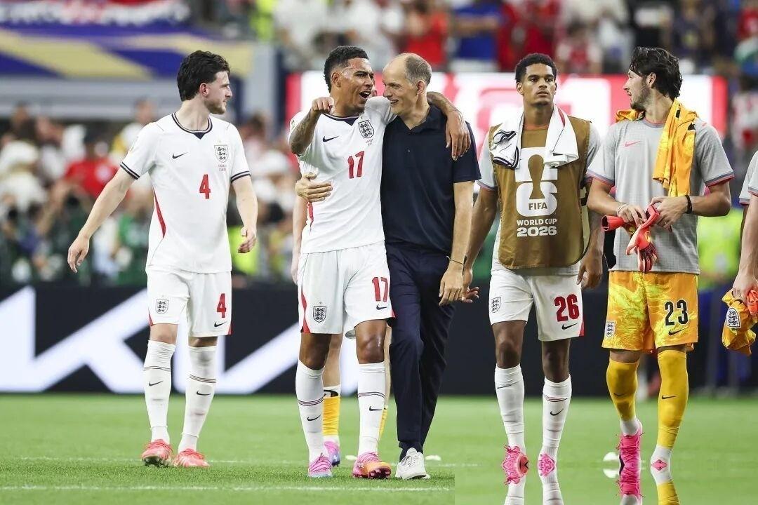 英格兰2-0击败巴拿马，小组第一进入32强，下一轮碰刚果金。结果看着没问题，但过